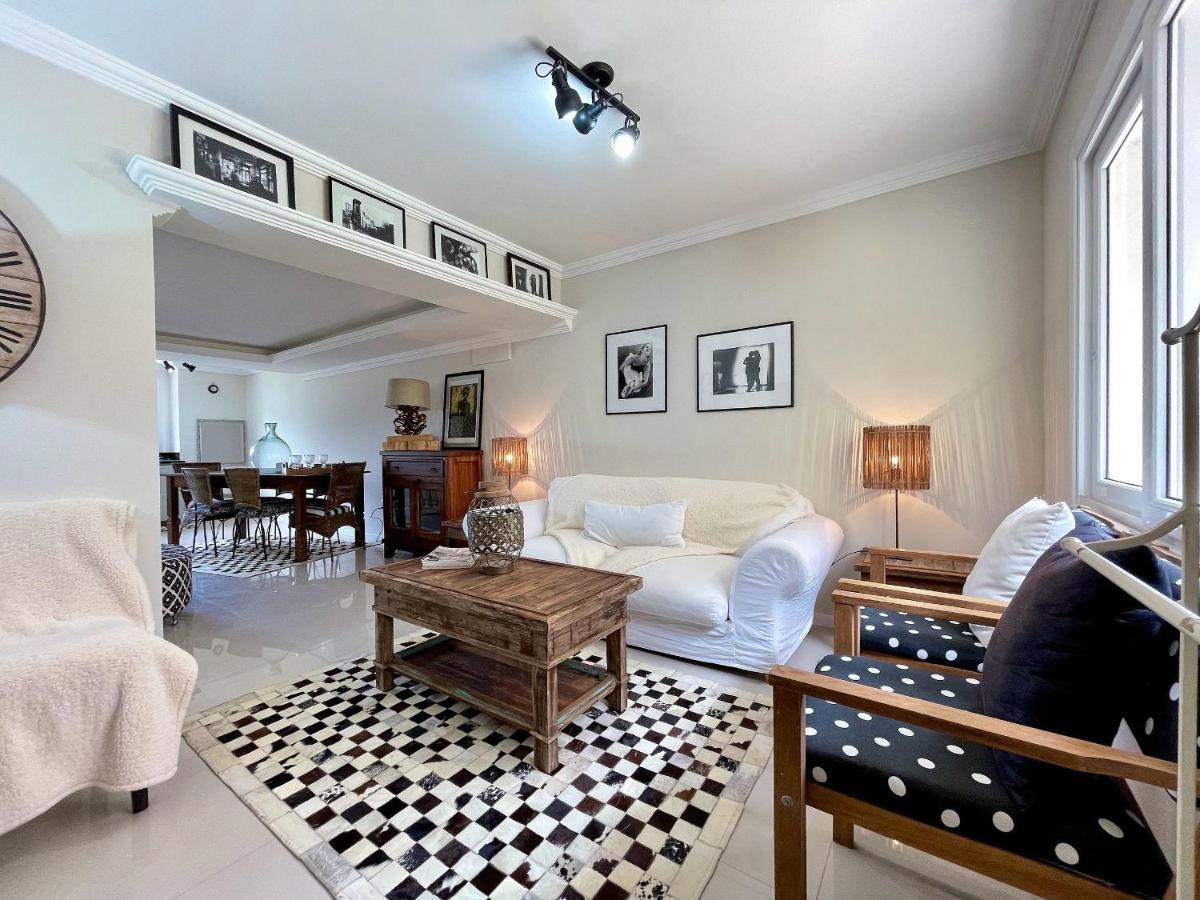 Casa Triplex 3 Dorm A 6Qd Rua Coberta 卡内拉 外观 照片