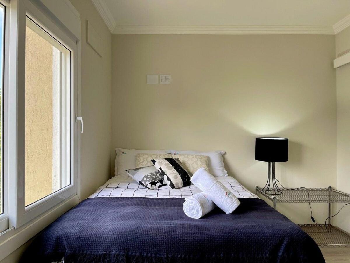 Casa Triplex 3 Dorm A 6Qd Rua Coberta 卡内拉 外观 照片