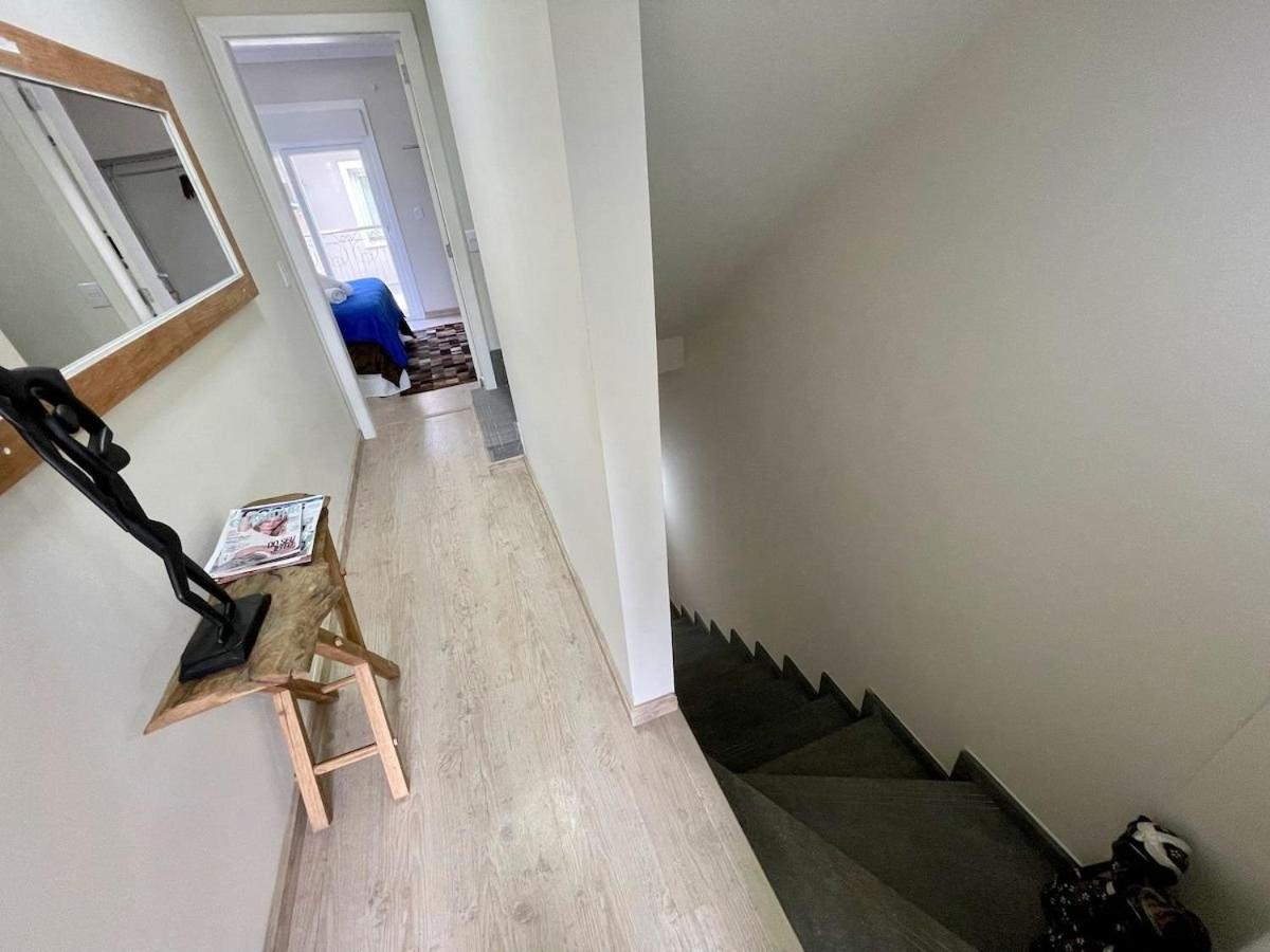 Casa Triplex 3 Dorm A 6Qd Rua Coberta 卡内拉 外观 照片